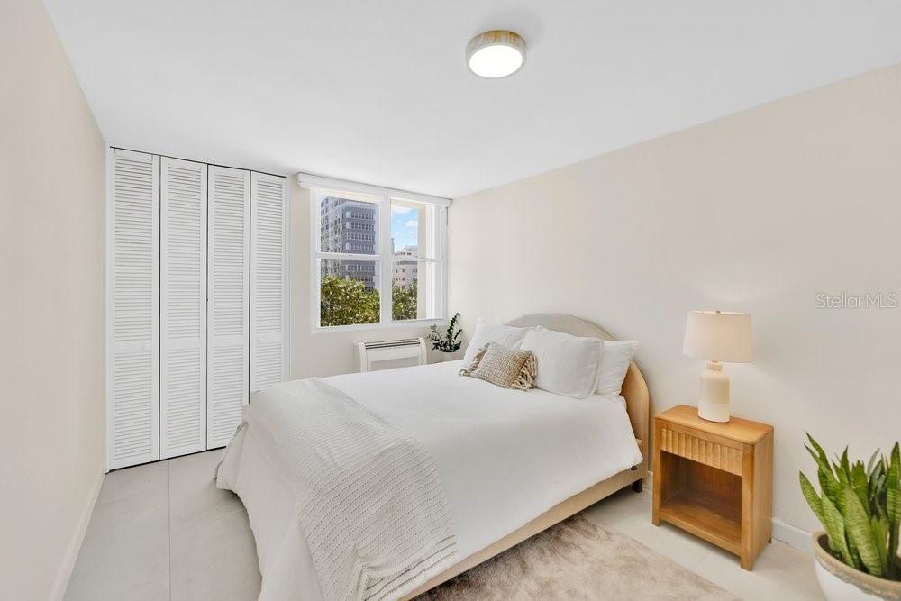 CONDOMINIO LAS OLAS - Residential