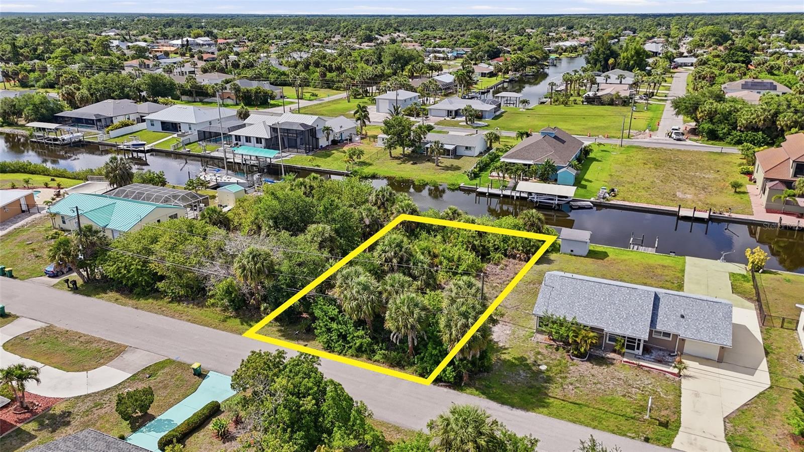 PORT CHARLOTTE SEC 079 - Land