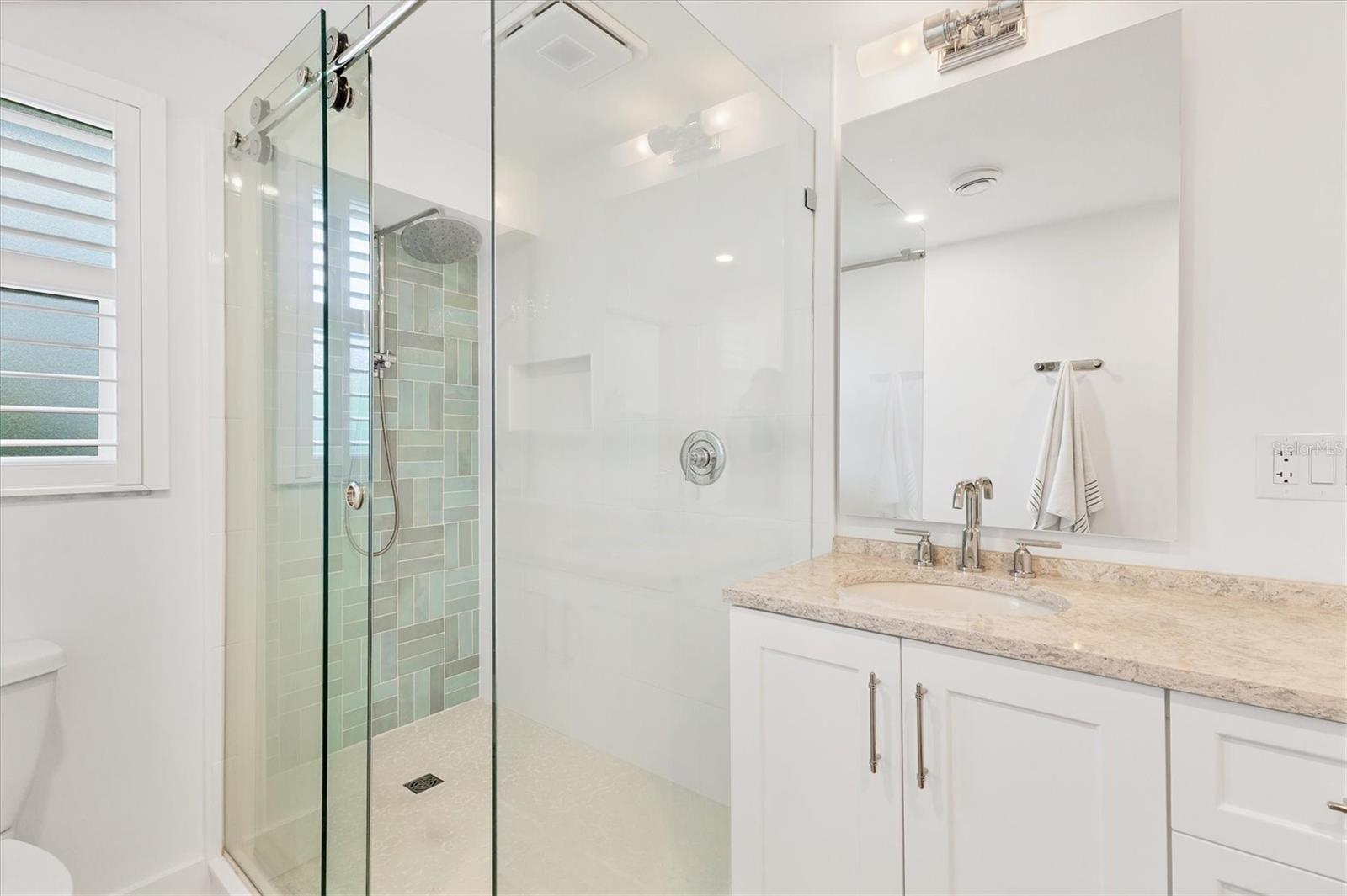 SIESTA BEACH - Residential