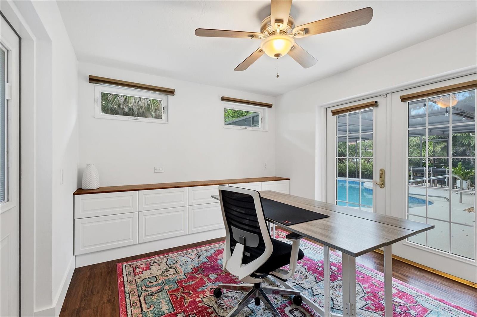 SIESTA BEACH - Residential