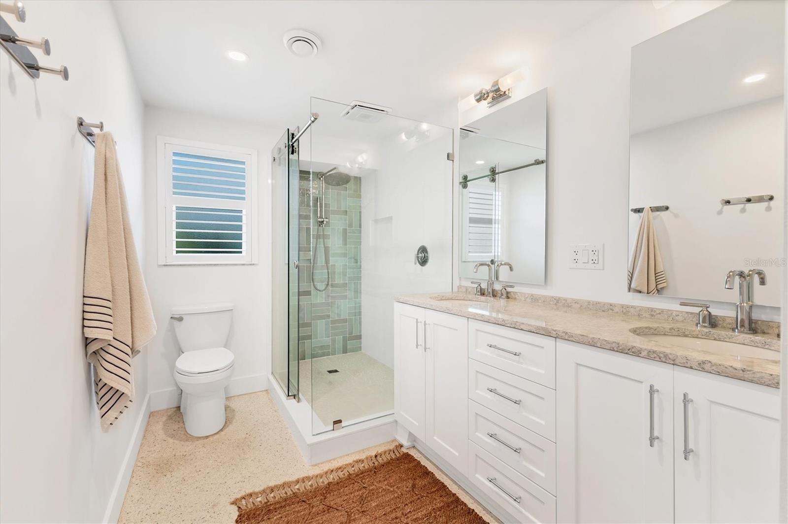 SIESTA BEACH - Residential