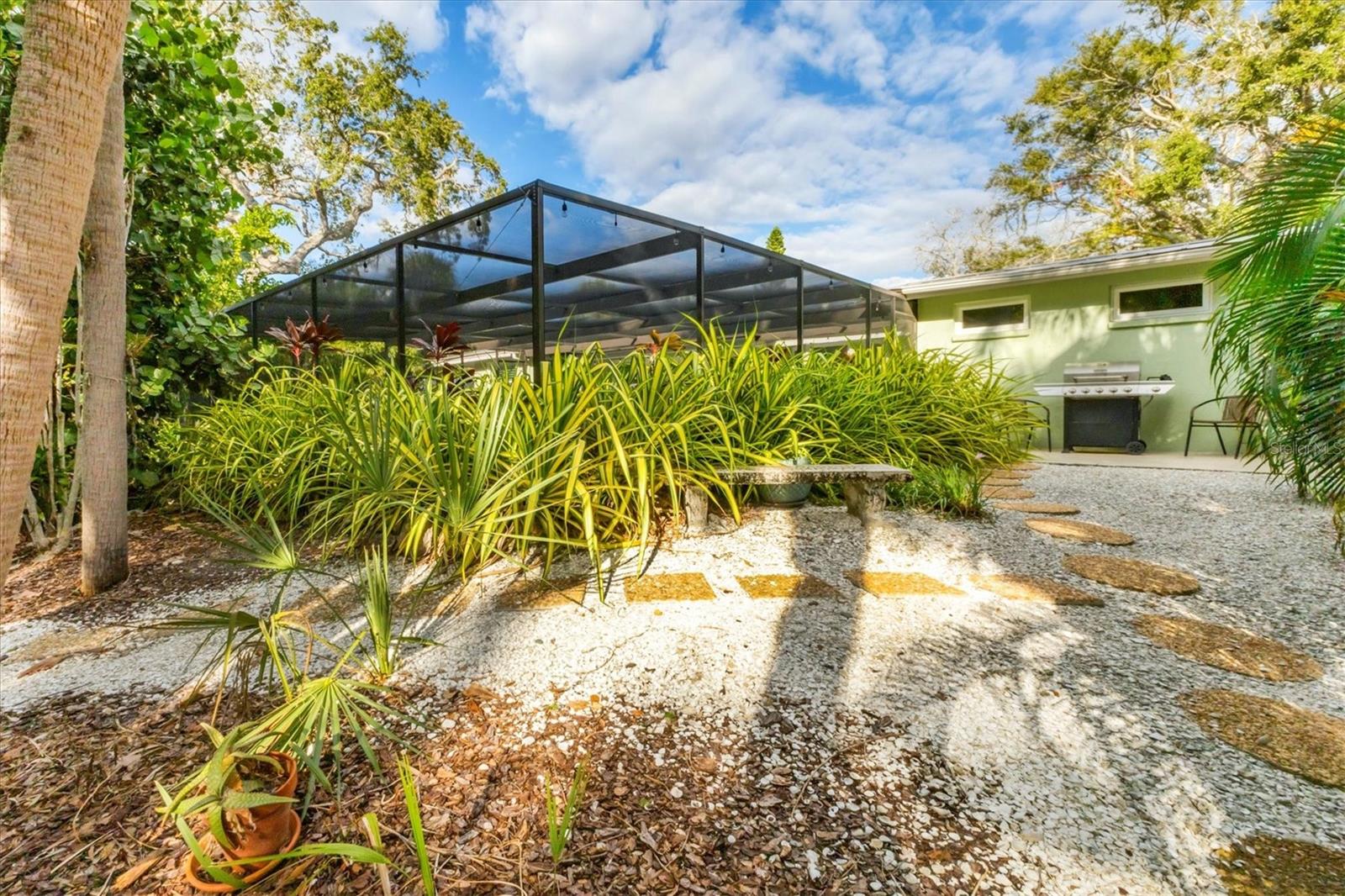 SIESTA BEACH - Residential