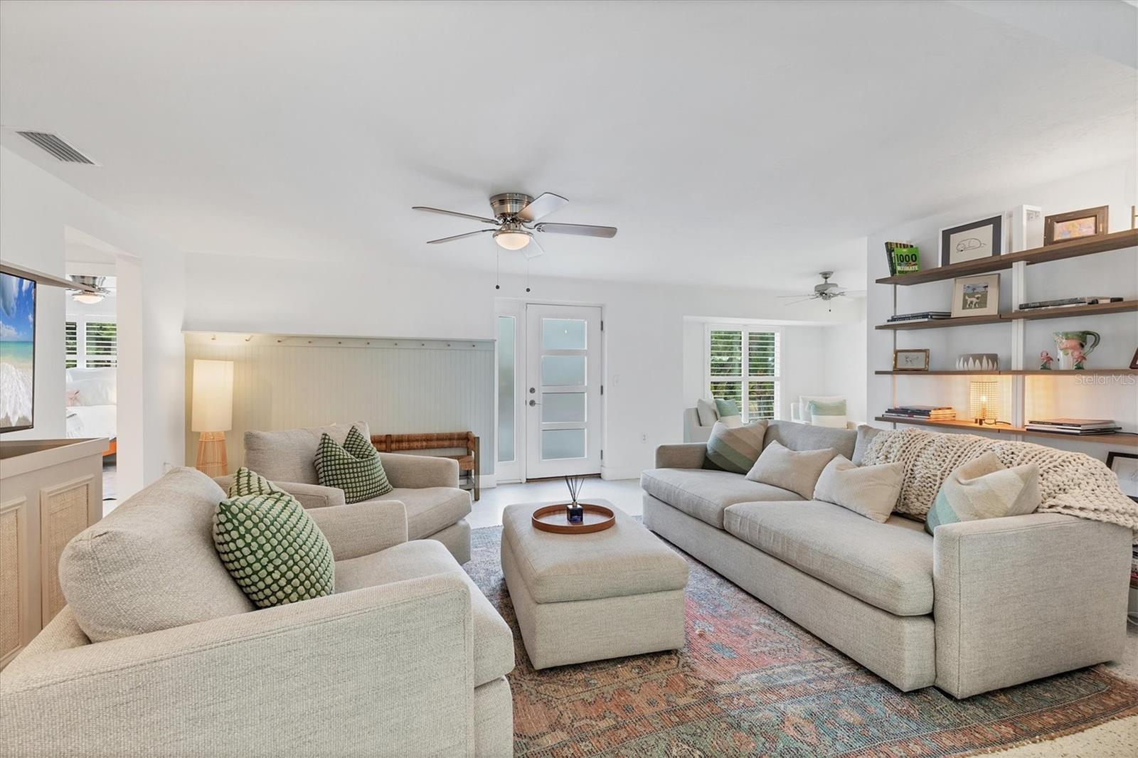 5112 OAKMONT PLACE