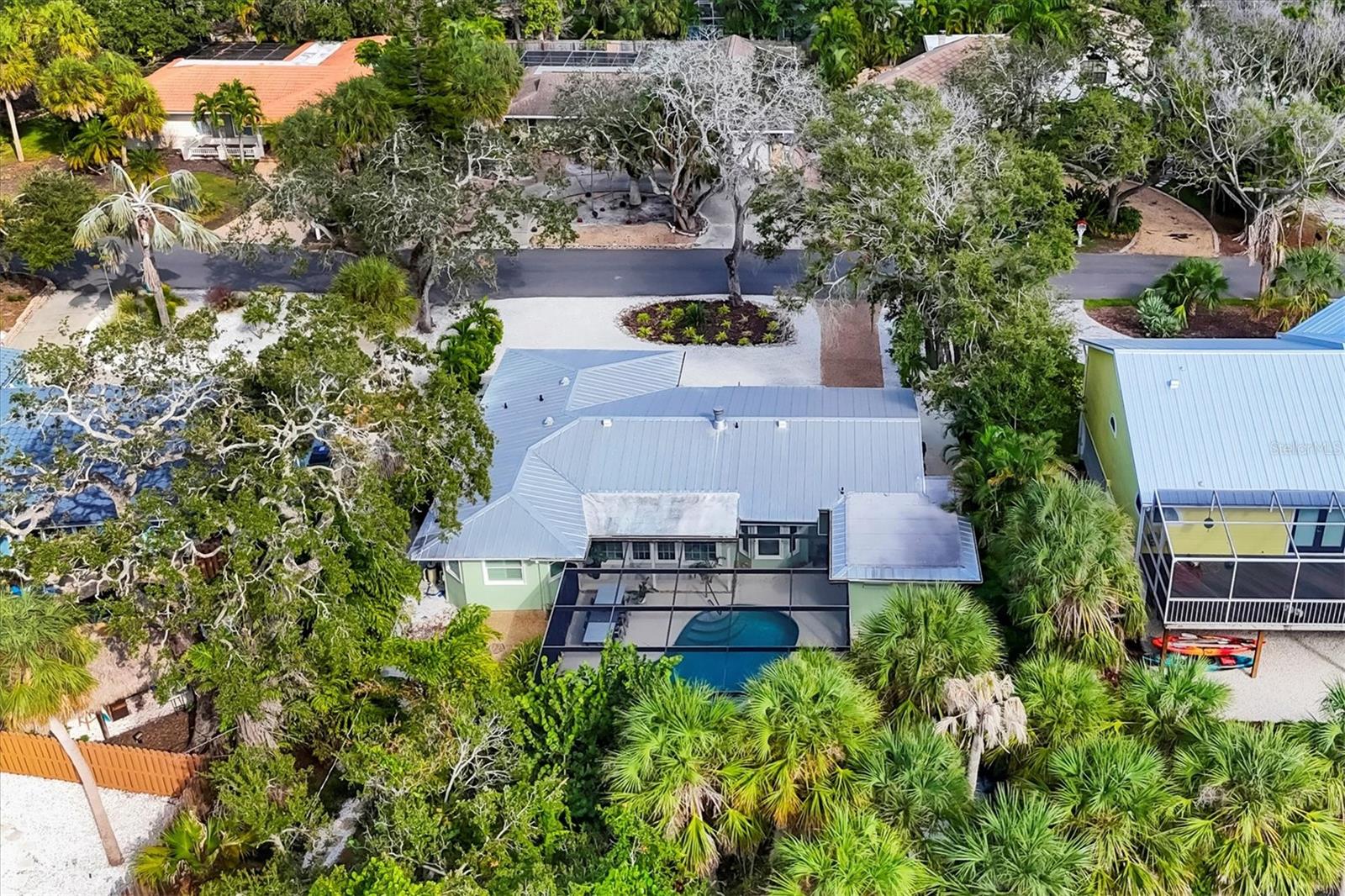 SIESTA BEACH - Residential