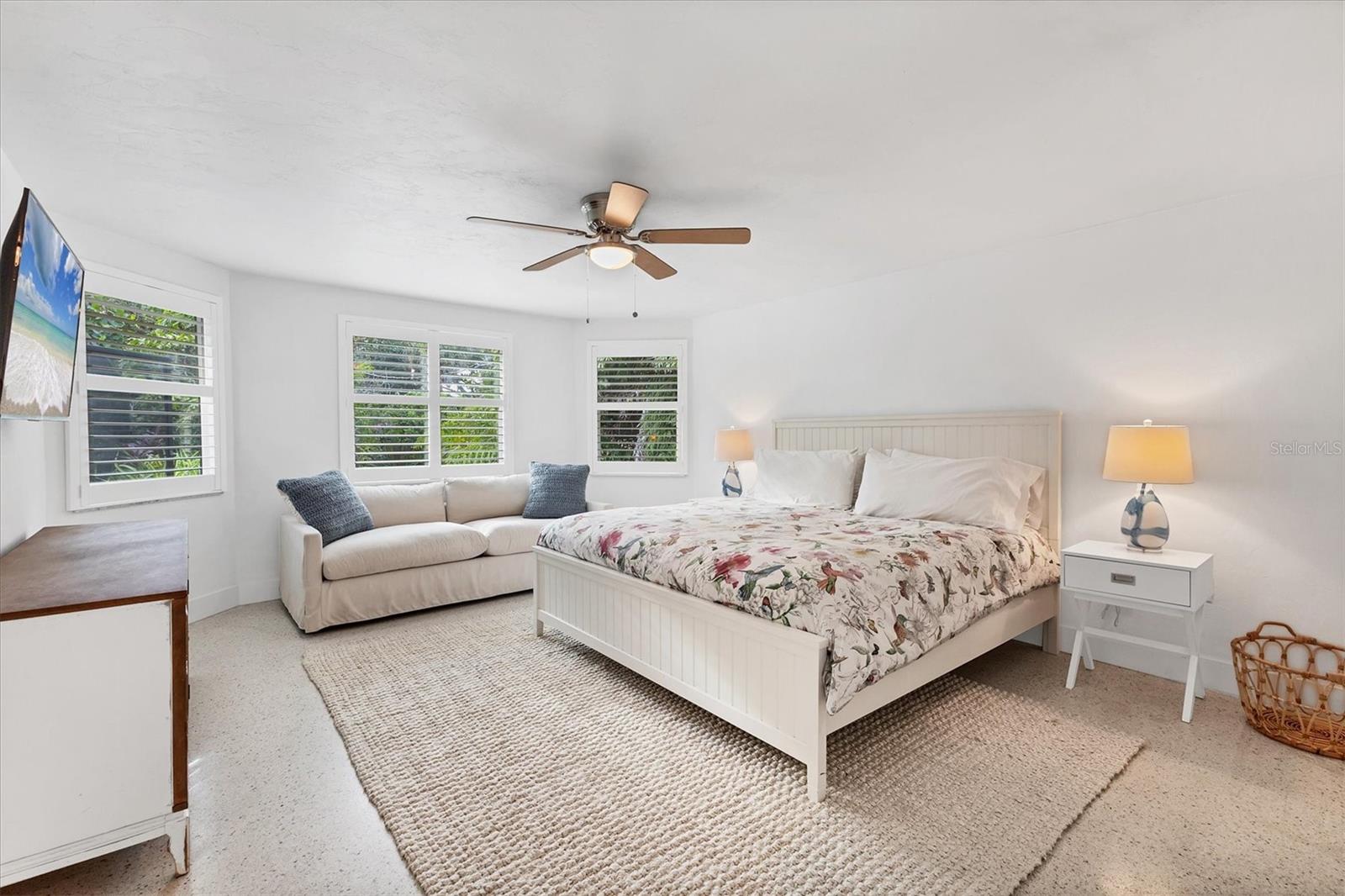 SIESTA BEACH - Residential