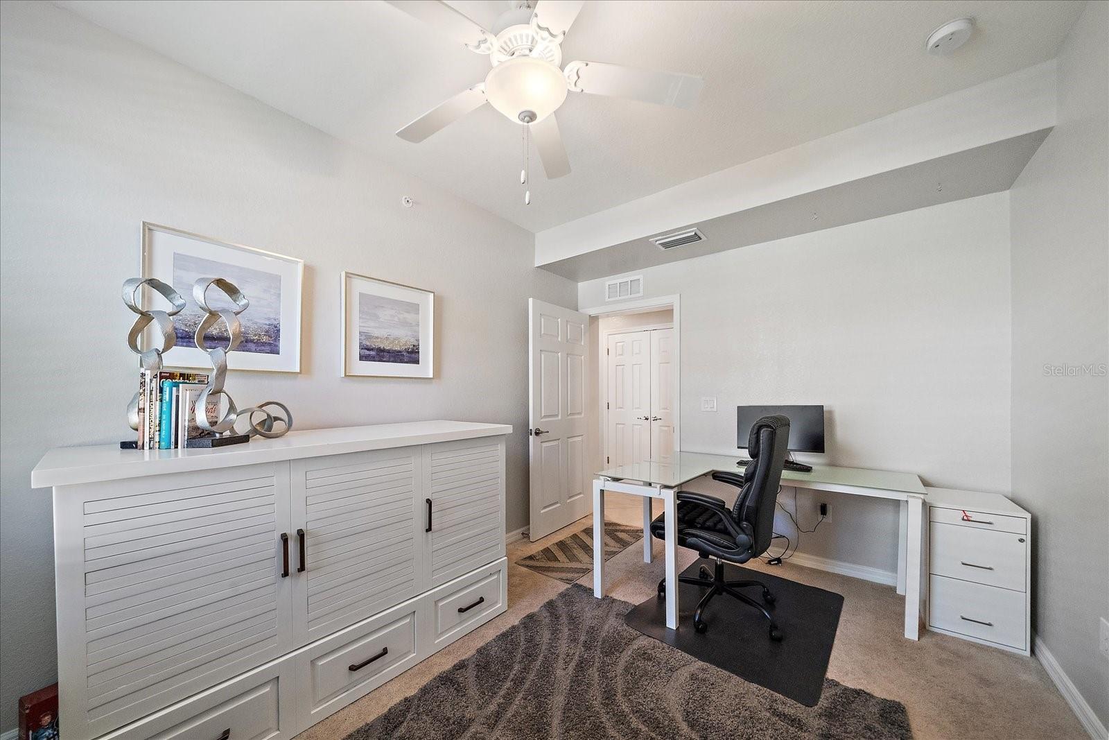 LAKEWOOD NATIONAL - Residential