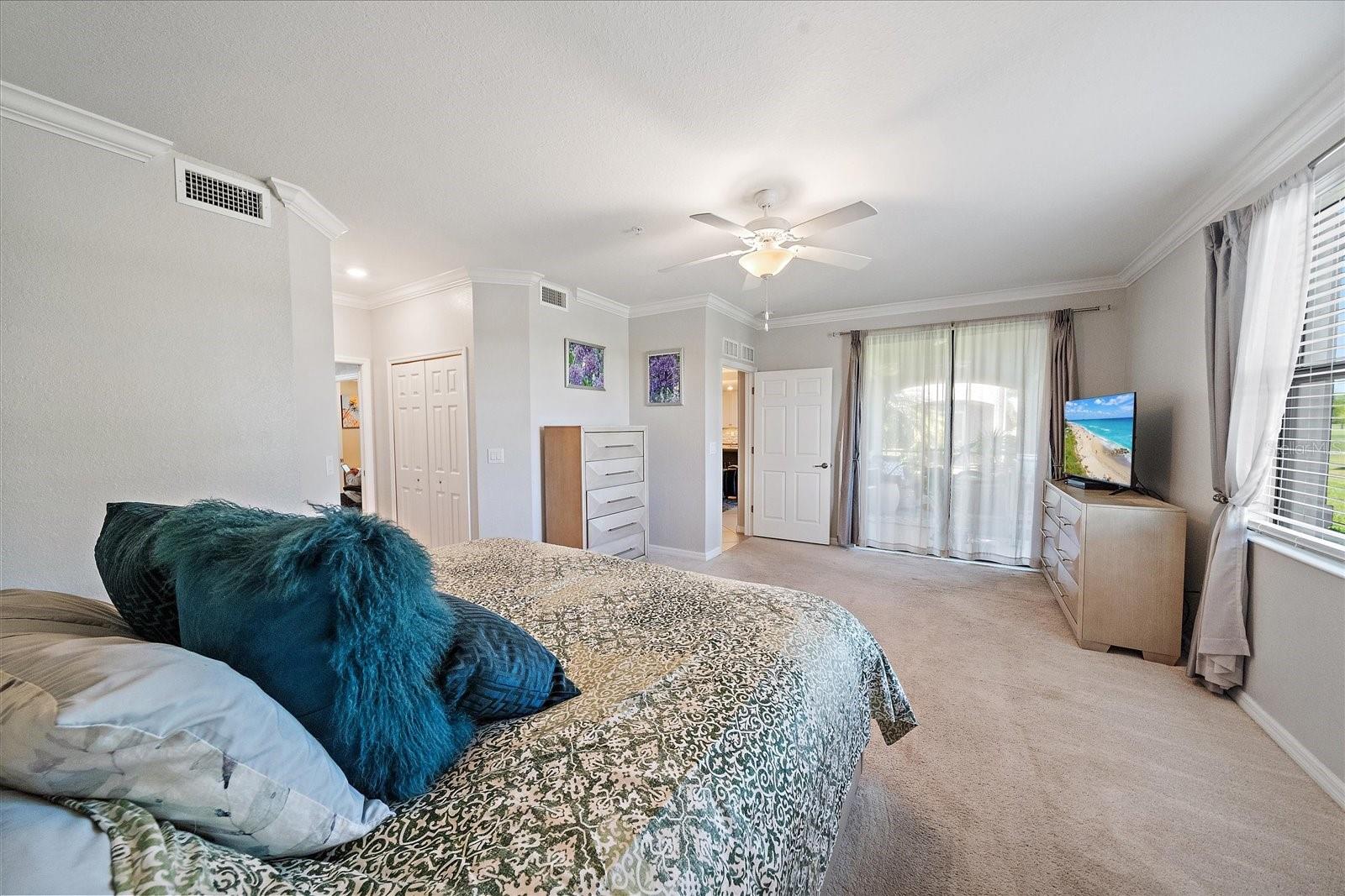 LAKEWOOD NATIONAL - Residential