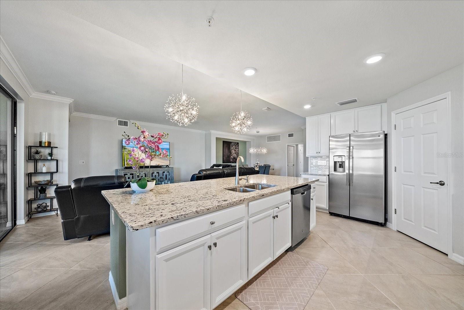 LAKEWOOD NATIONAL - Residential