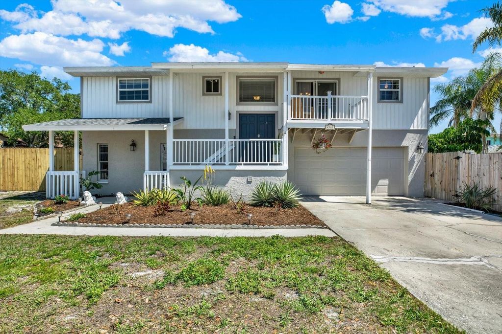 Photo of 4941 Cardinal Trail, Palm Harbor, FL 34683 (MLS # TB8482100)