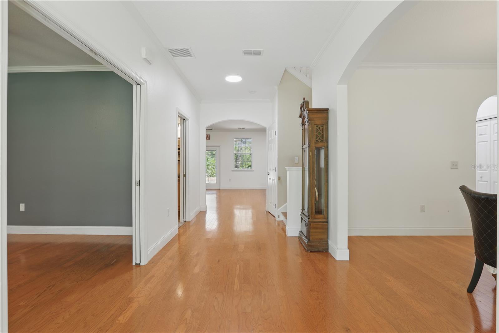 4200 JOSLYN LANE