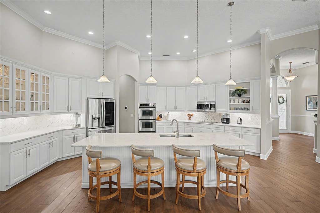 Photo of 906 Lake Sapphire Lane, Lutz, FL 33548 (MLS # TB8541807)