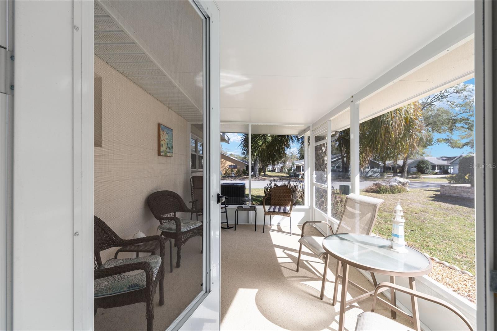 ON TOP OF THE WORLD - Residential