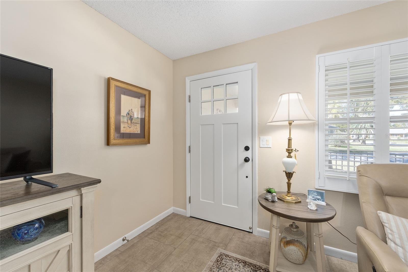 ON TOP OF THE WORLD - Residential