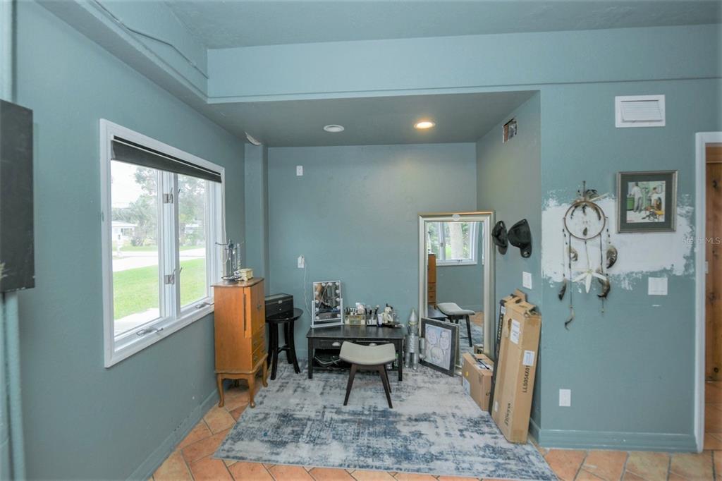 GROVE CITY SHORES - Residential