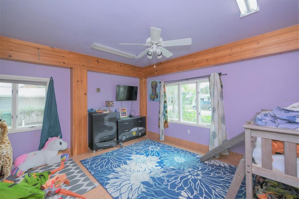 GROVE CITY SHORES - Residential