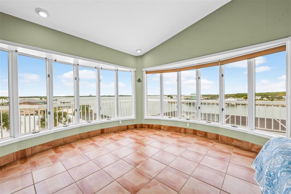 GROVE CITY SHORES - Residential