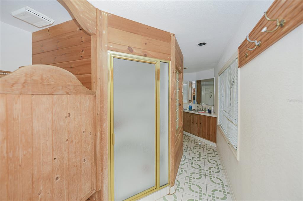 GROVE CITY SHORES - Residential