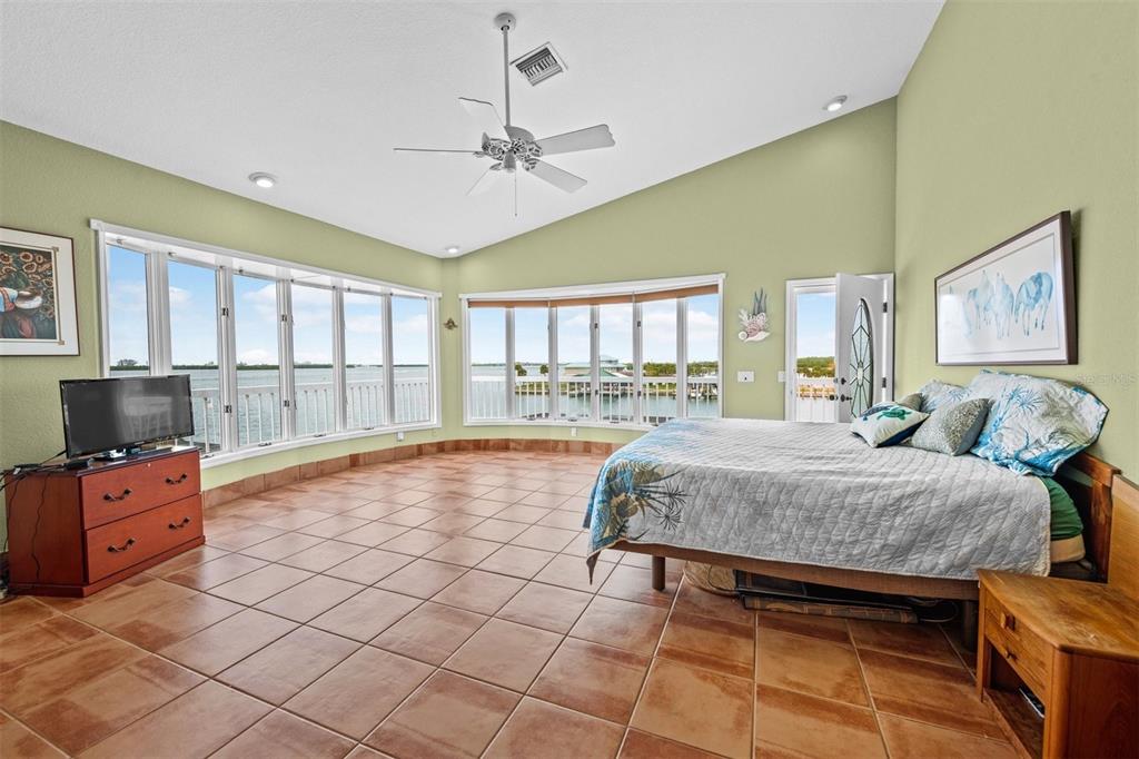 GROVE CITY SHORES - Residential