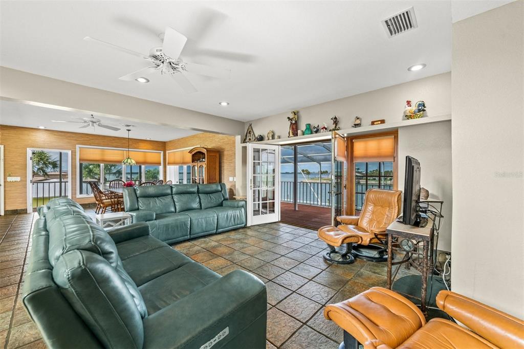 GROVE CITY SHORES - Residential