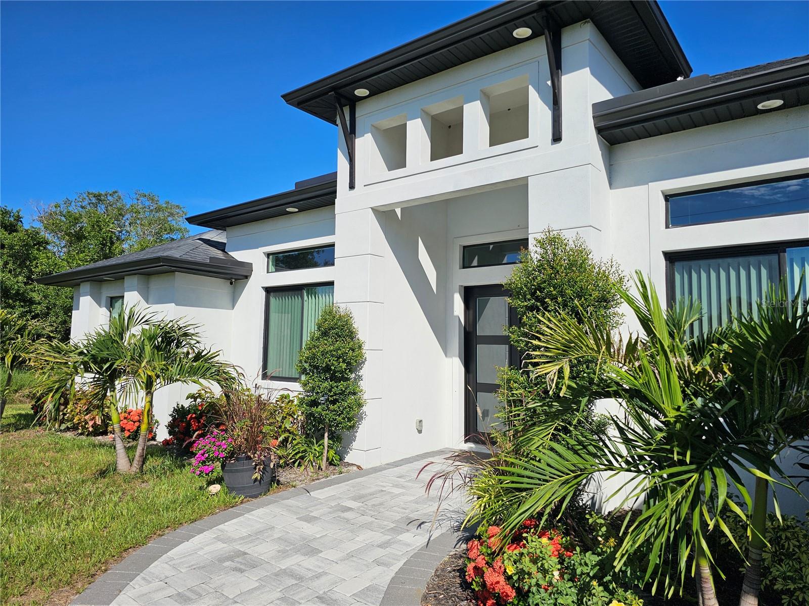 3131 GARBETT TERRACE