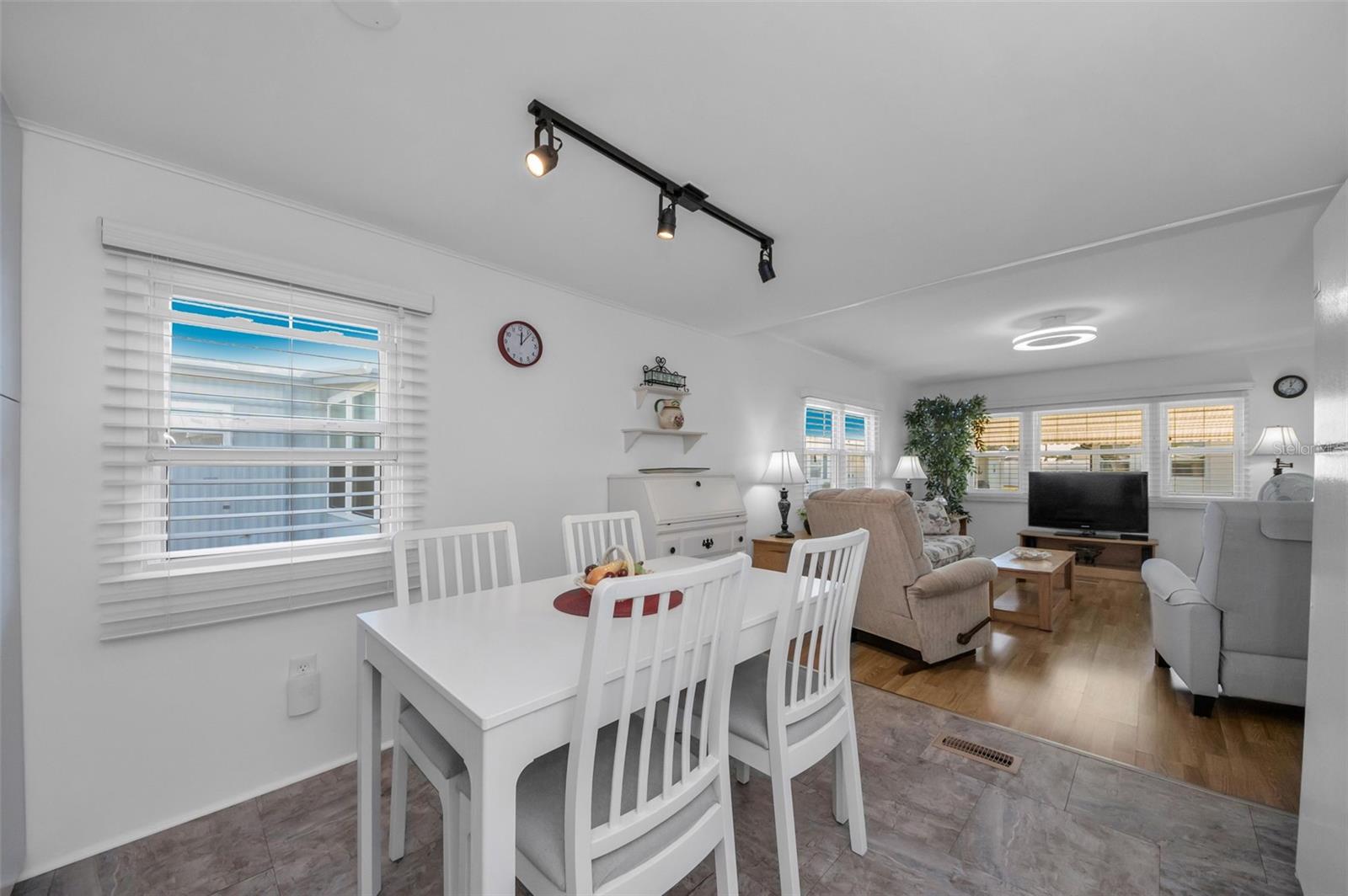 TARPON SHORES MOBILE HOME VILLAGE UNREC - Residential