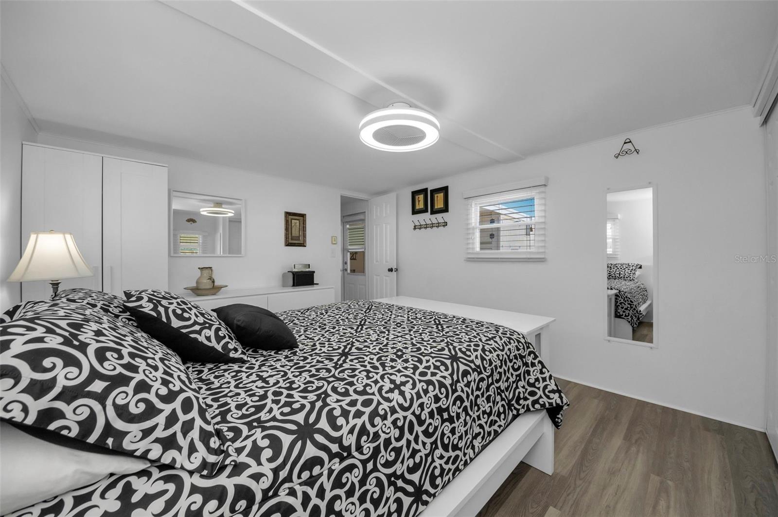 TARPON SHORES MOBILE HOME VILLAGE UNREC - Residential