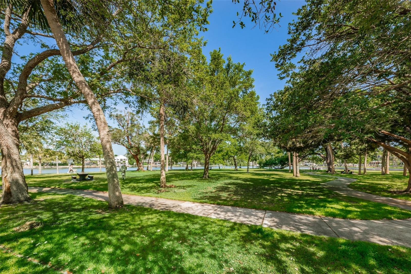 TARPON SHORES MOBILE HOME VILLAGE UNREC - Residential