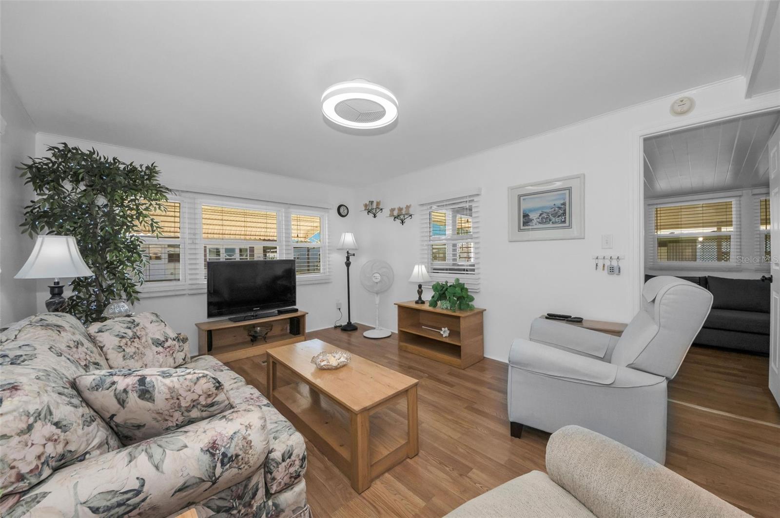 TARPON SHORES MOBILE HOME VILLAGE UNREC - Residential