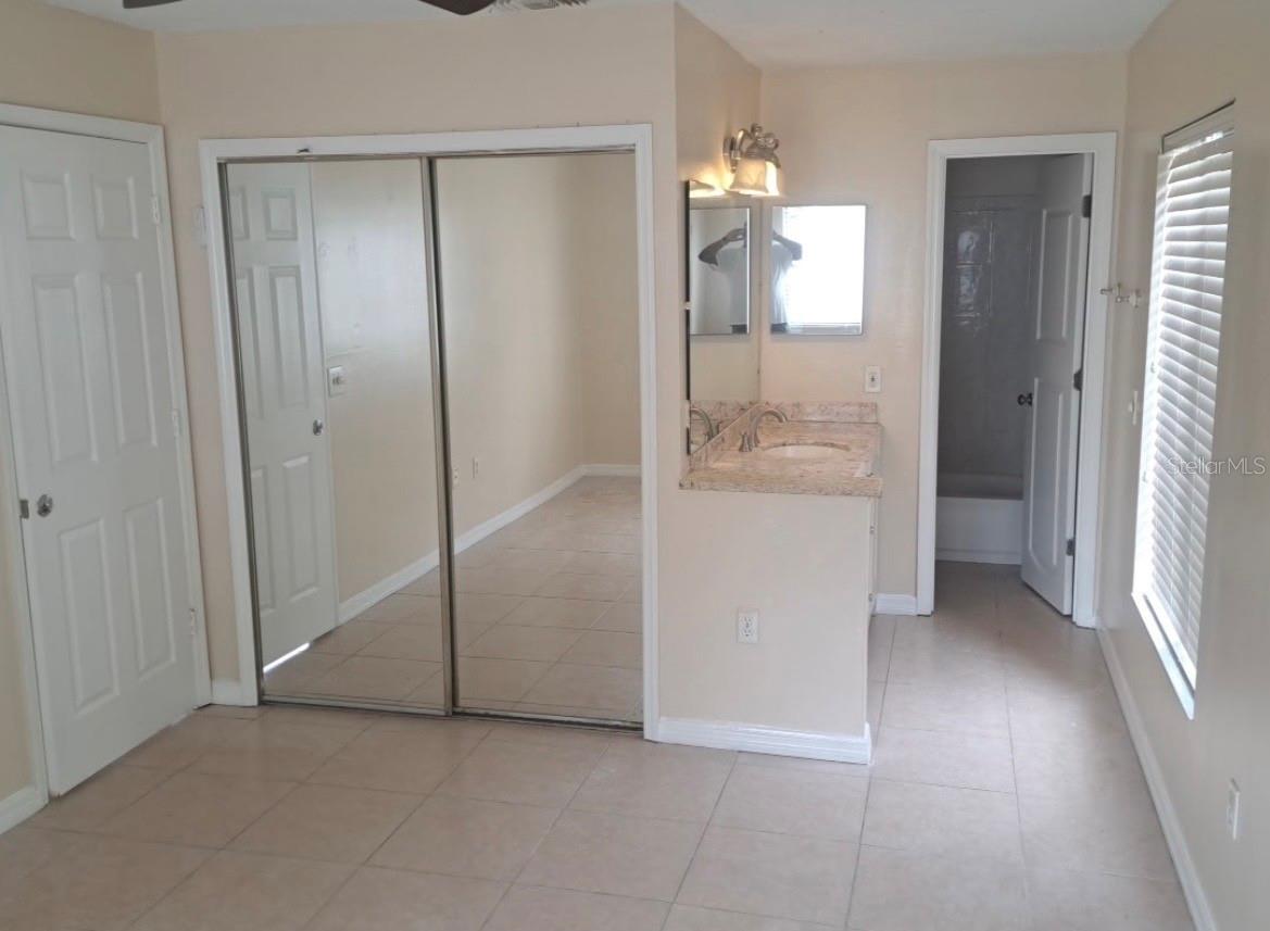 COLONIAL LANDINGS PH 02 - Residential