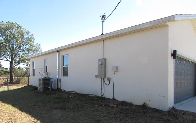 SILVER SPRINGS SHORES - Residential