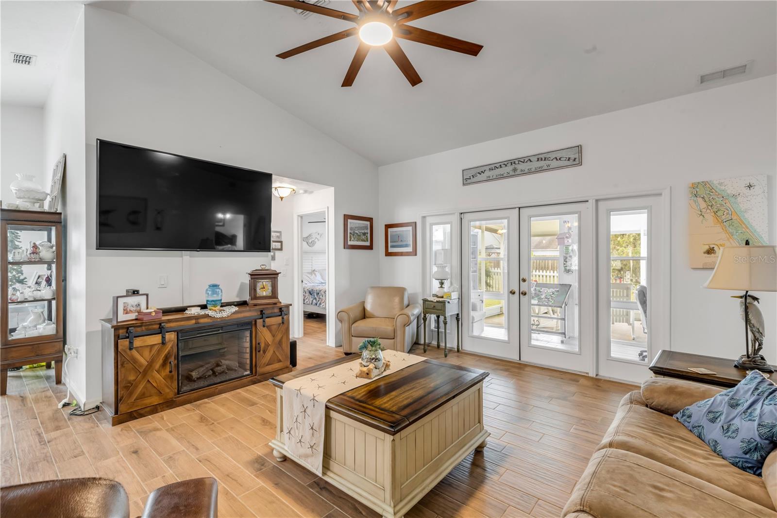 CENTURY WOODS - Residential