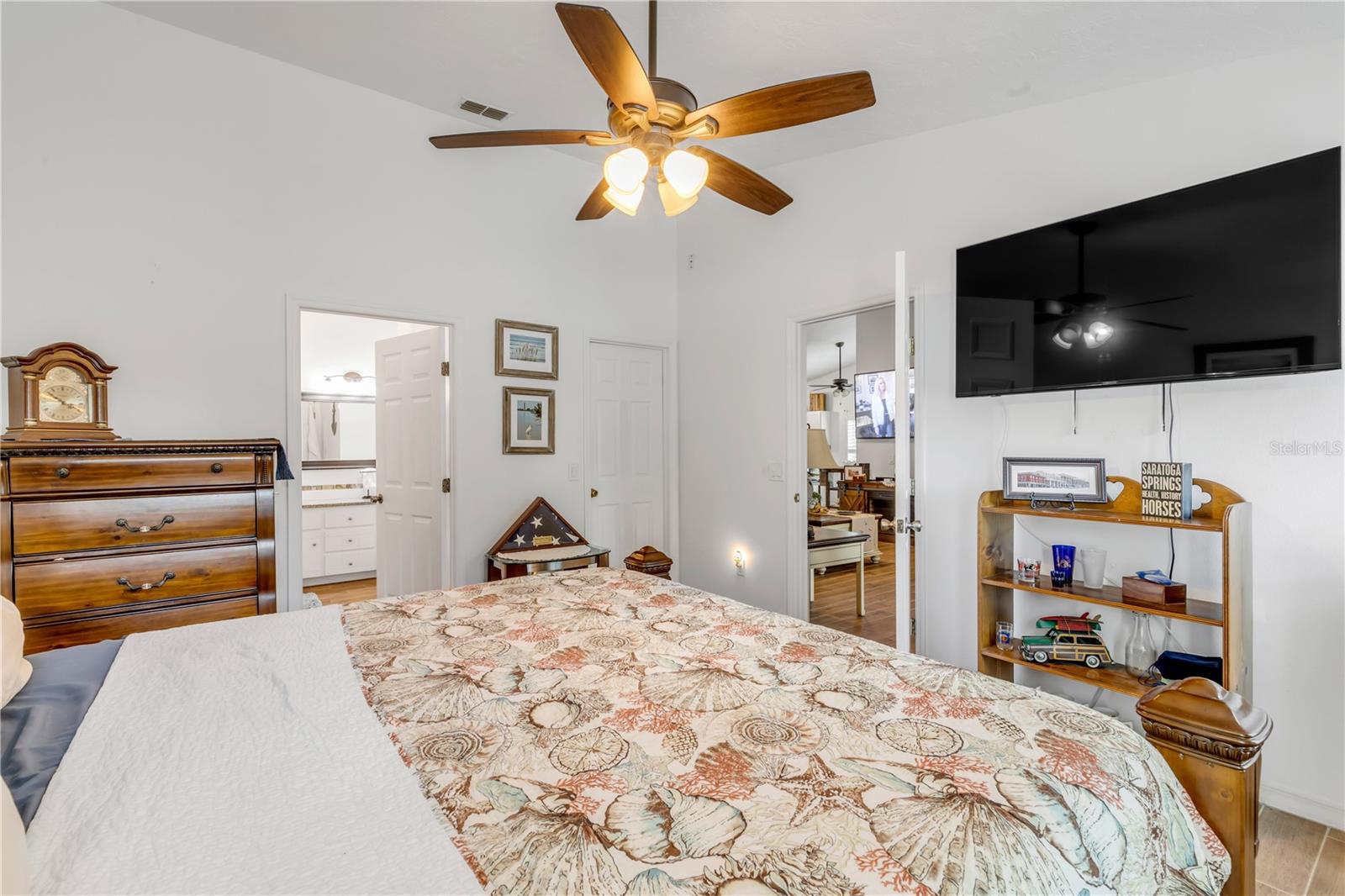 CENTURY WOODS - Residential