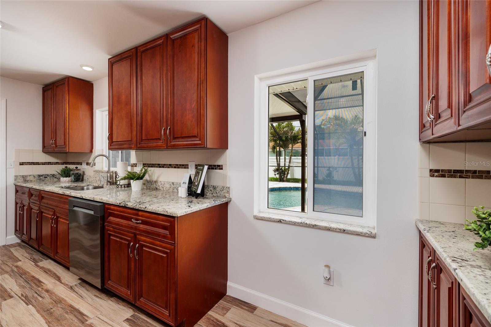EMERALD HILL ESTATES - Residential