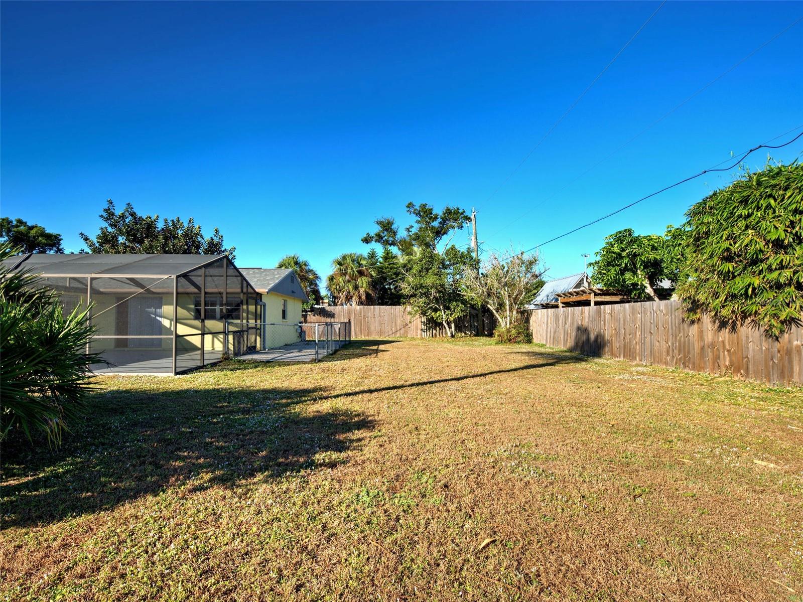 OVERBROOK GARDENS - Residential