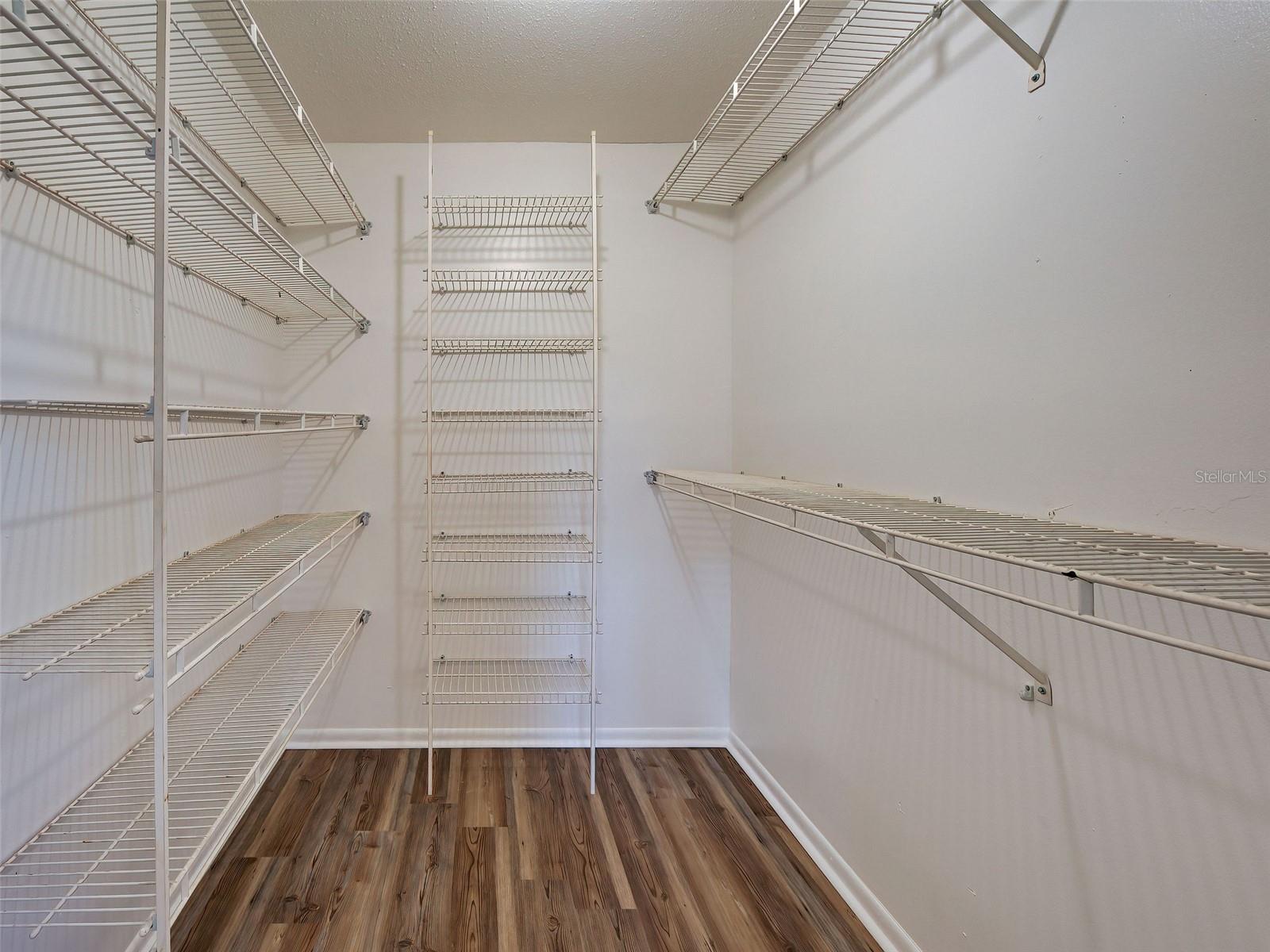 OVERBROOK GARDENS - Residential