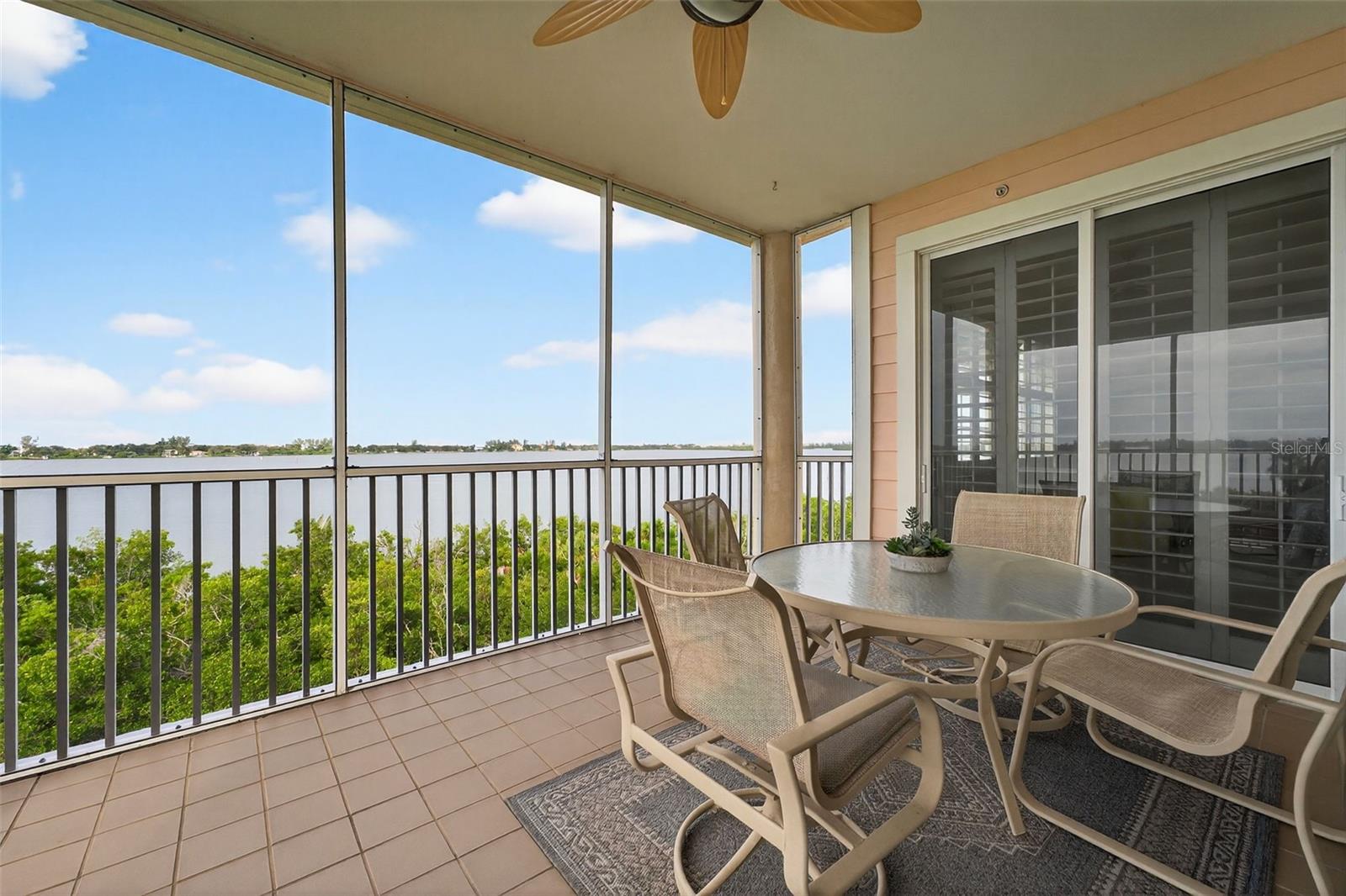 BAYPOINTE VISTA 1 - Residential