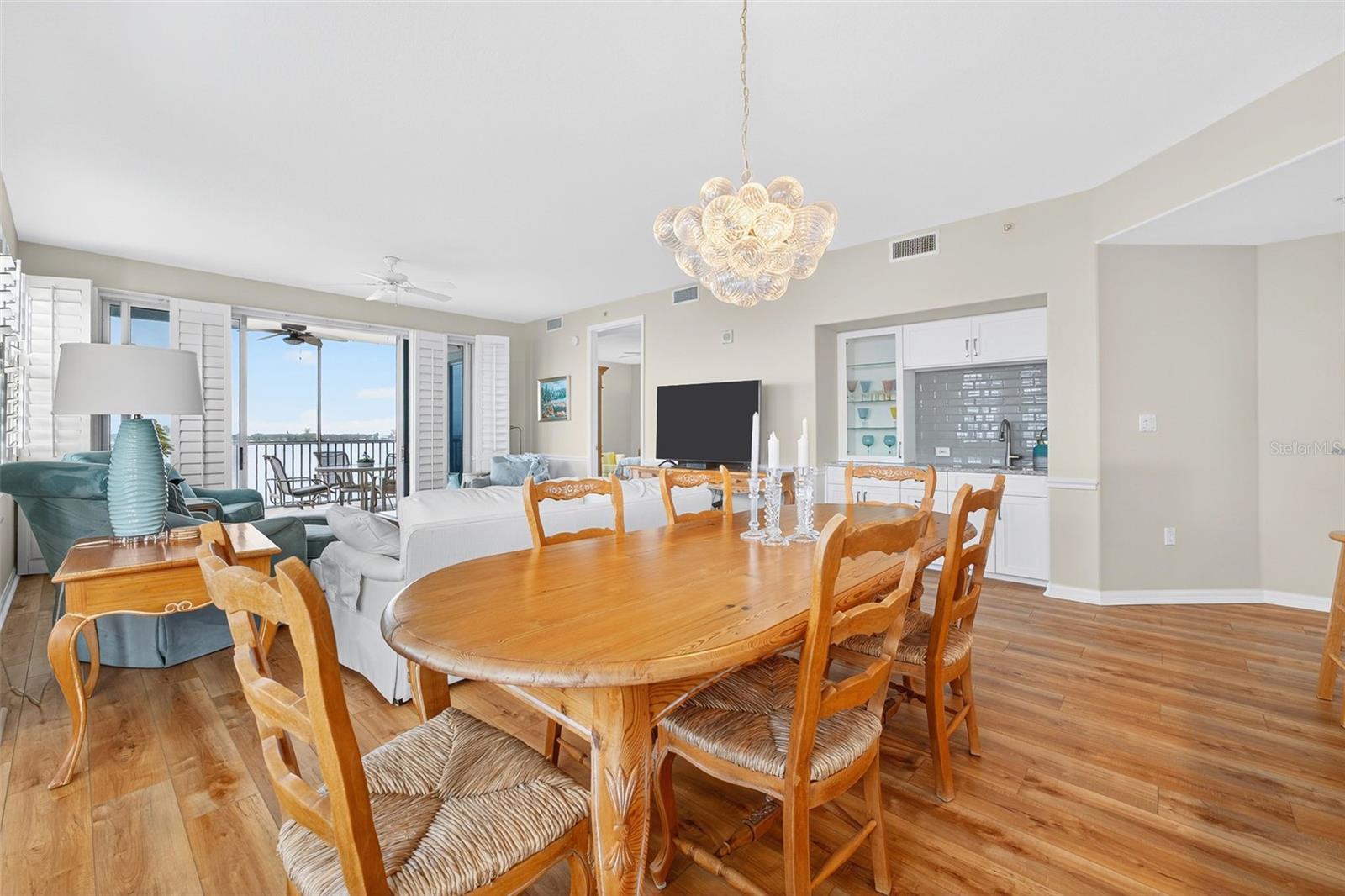 BAYPOINTE VISTA 1 - Residential