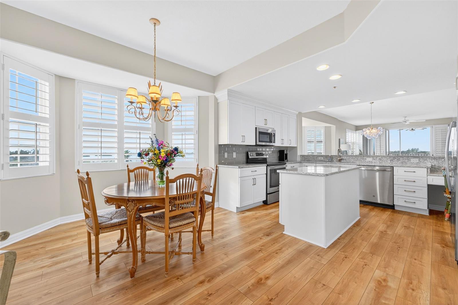 BAYPOINTE VISTA 1 - Residential