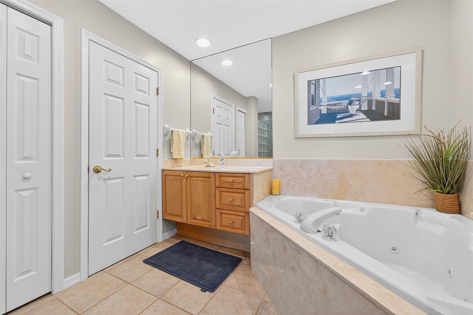 BAYPOINTE VISTA 1 - Residential