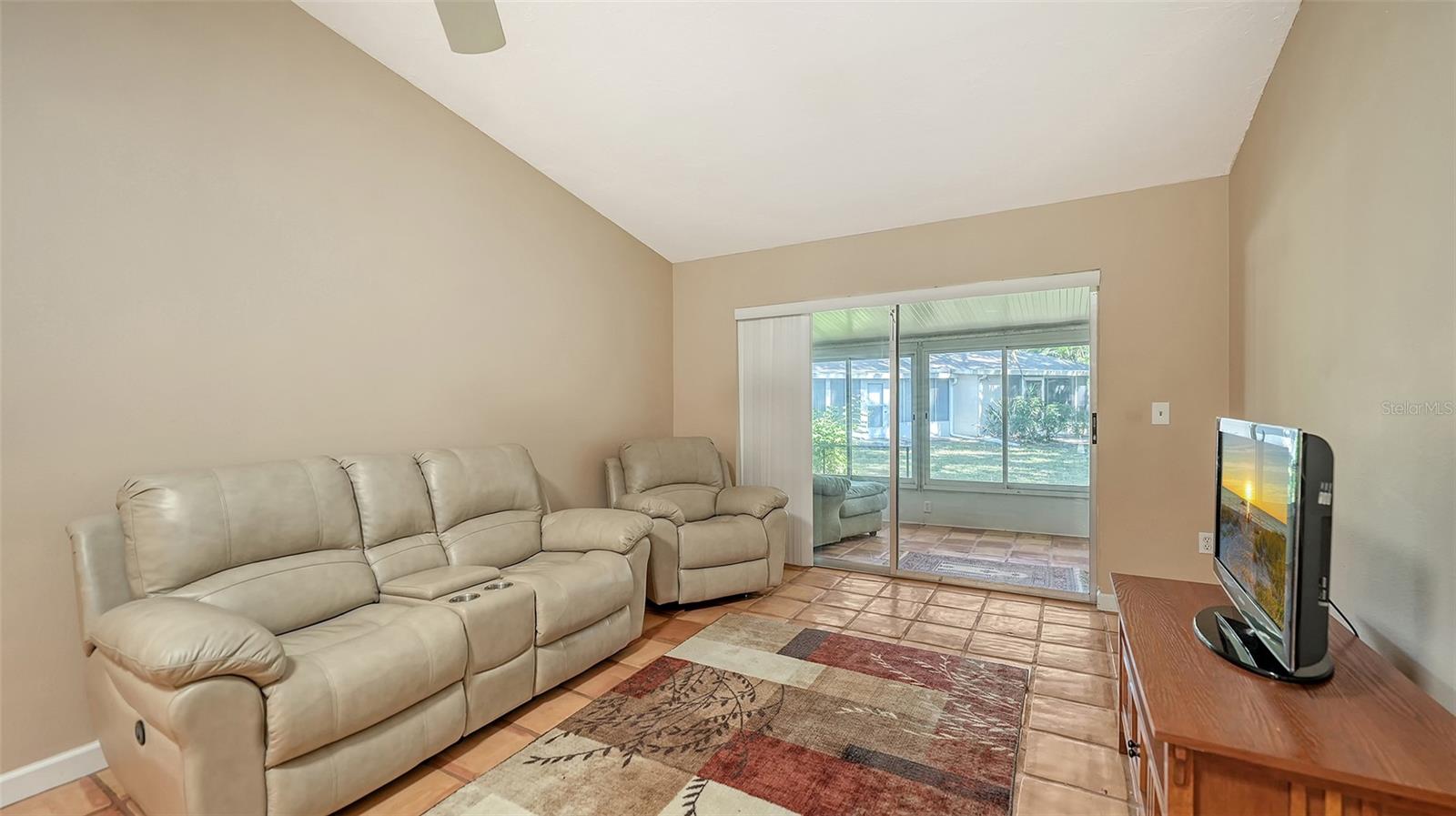 JEFFERSON PINES II - Residential