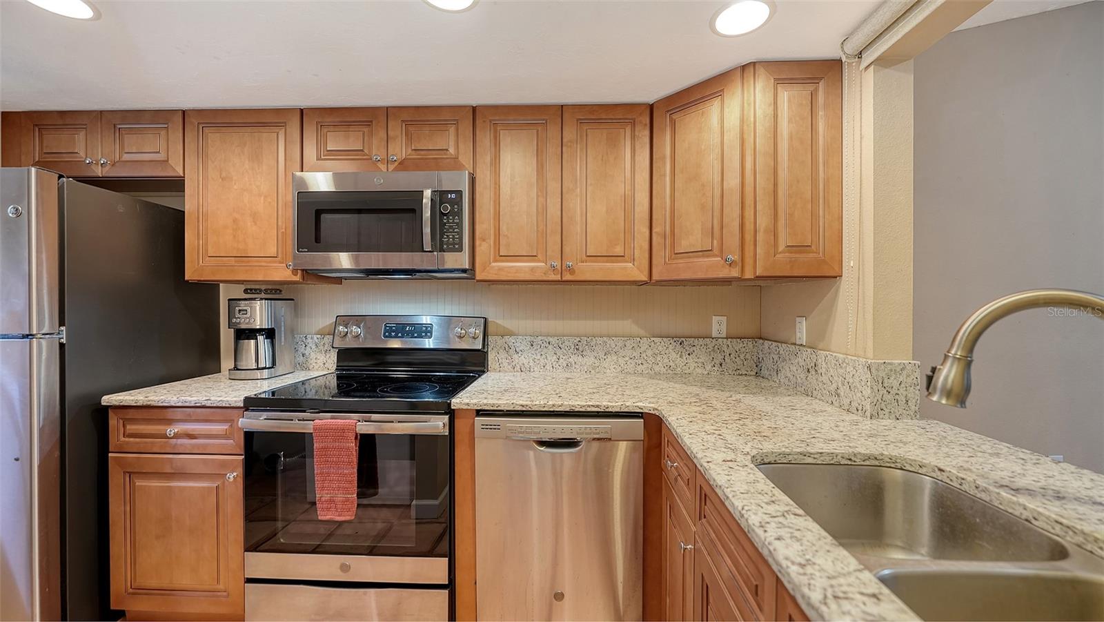 JEFFERSON PINES II - Residential