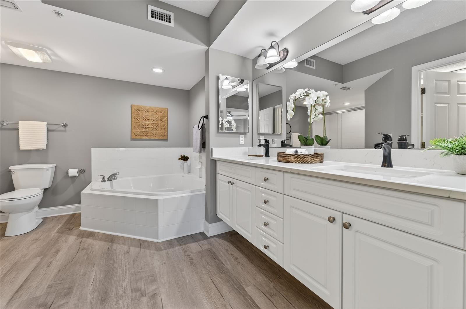 HARBOUR VILLAGE CONDO - Residential