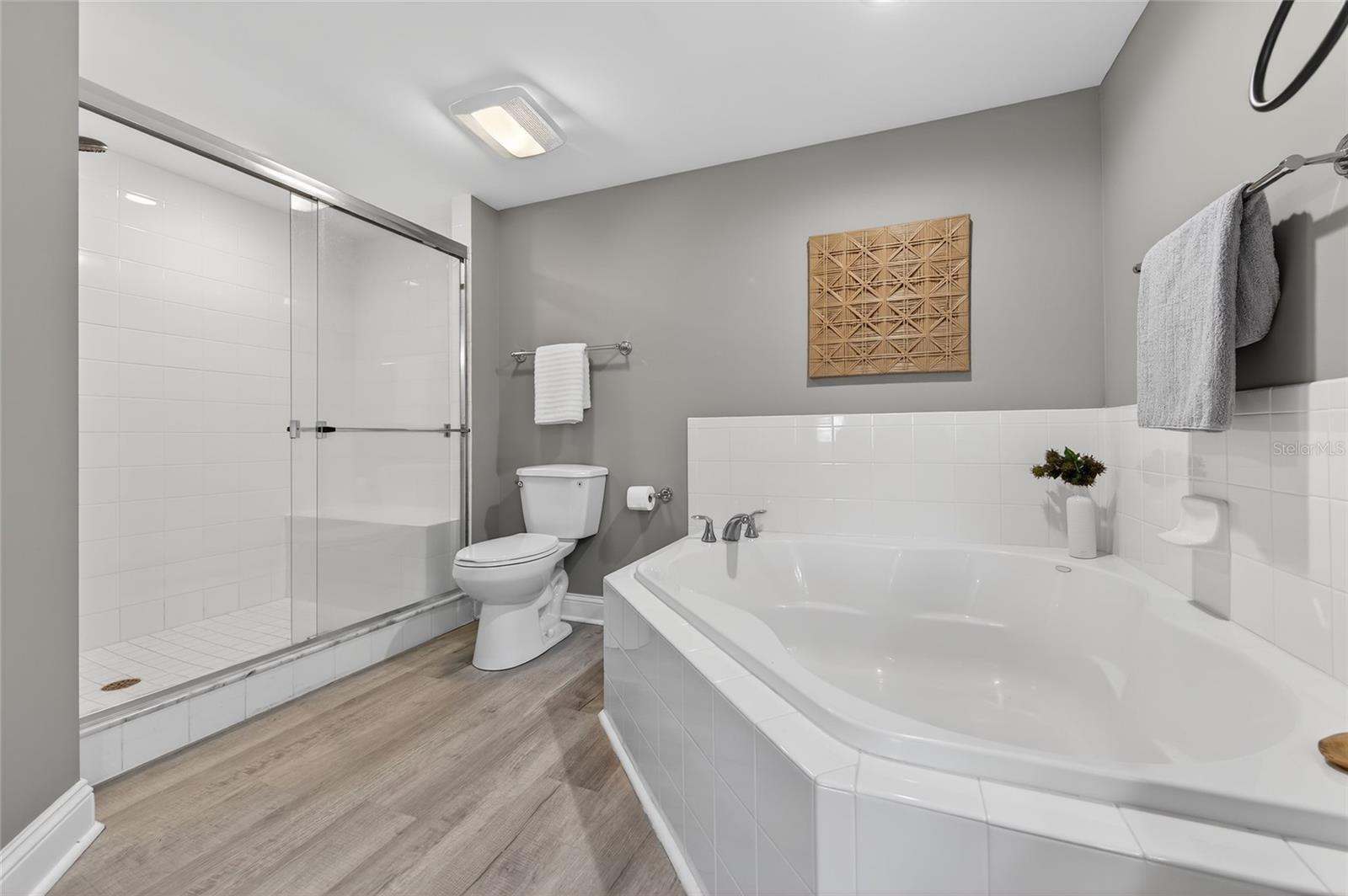 HARBOUR VILLAGE CONDO - Residential