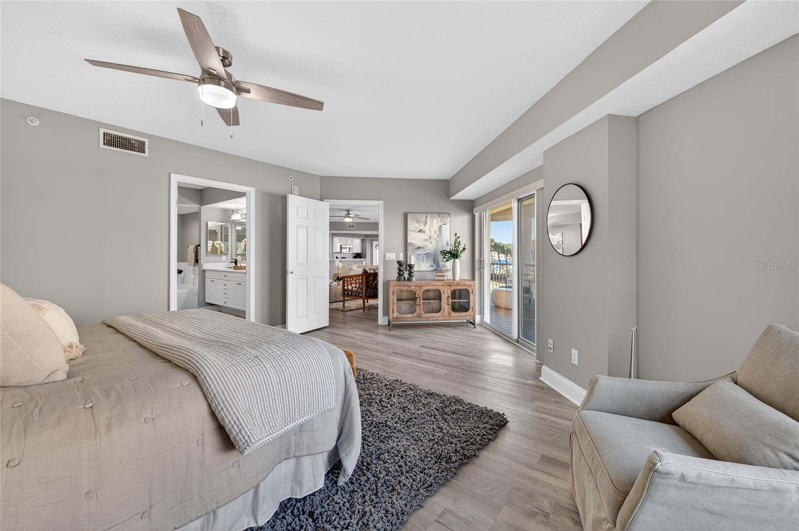 HARBOUR VILLAGE CONDO - Residential