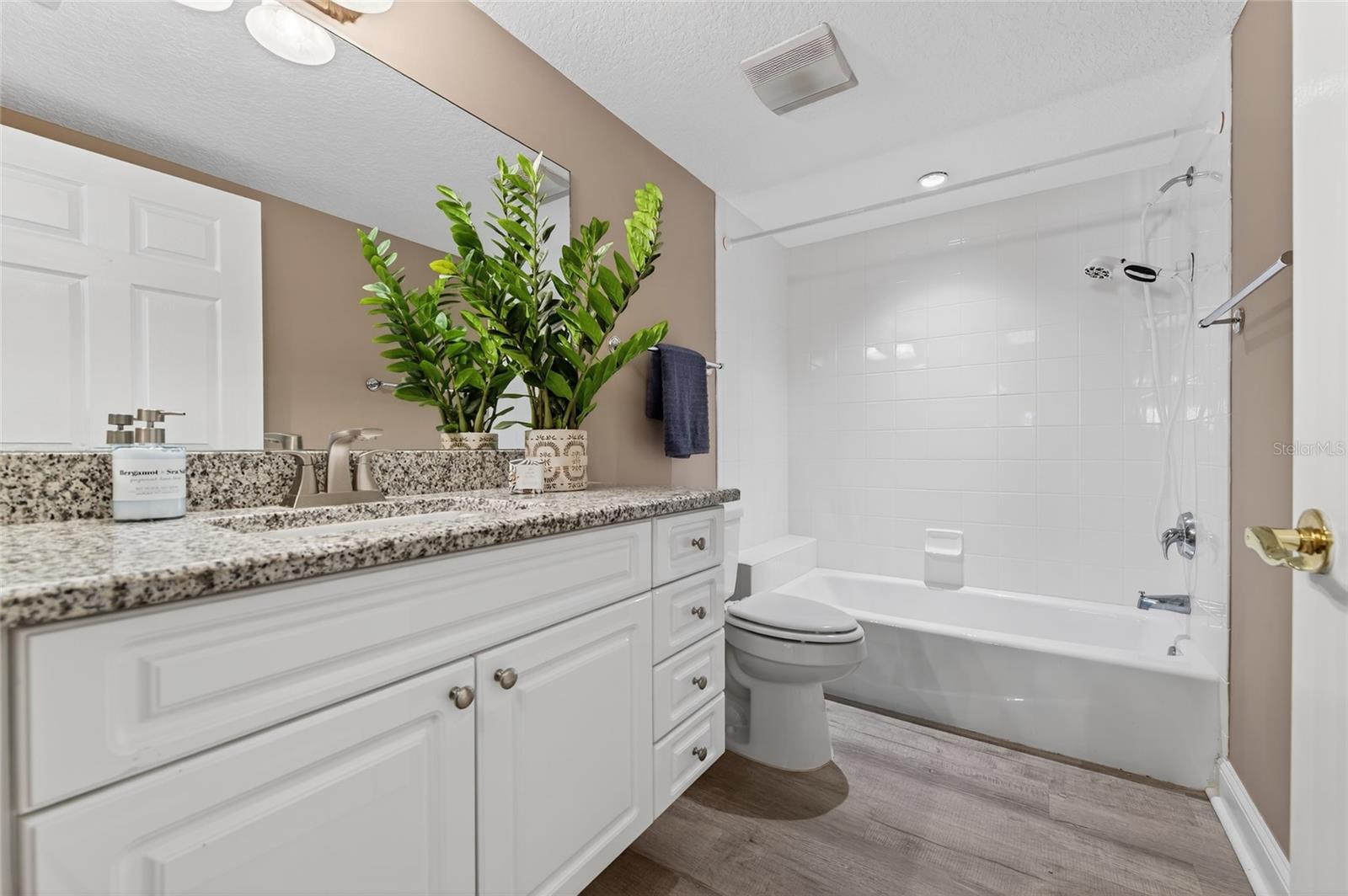 HARBOUR VILLAGE CONDO - Residential