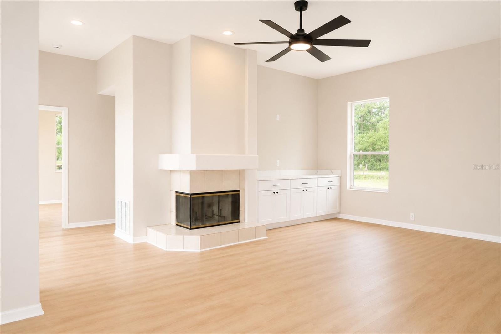 THE LAKES AT VAN DYKE FARMS - Residential