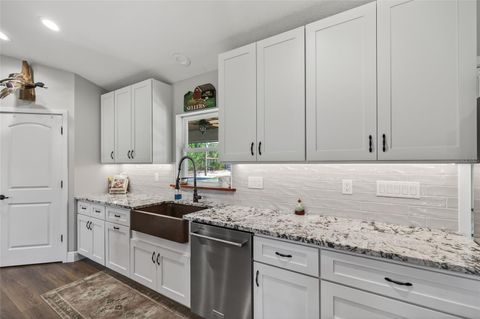 Tiny photo for 25214 Black Bear Lane, Eustis, FL 32736 (MLS # G5105473)