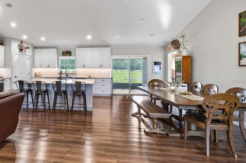 Tiny photo for 25214 Black Bear Lane, Eustis, FL 32736 (MLS # G5105473)