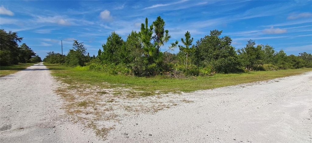 Photo of 501 Valencia Drive, Indian Lake Estates, FL 33855 (MLS # P4935913)