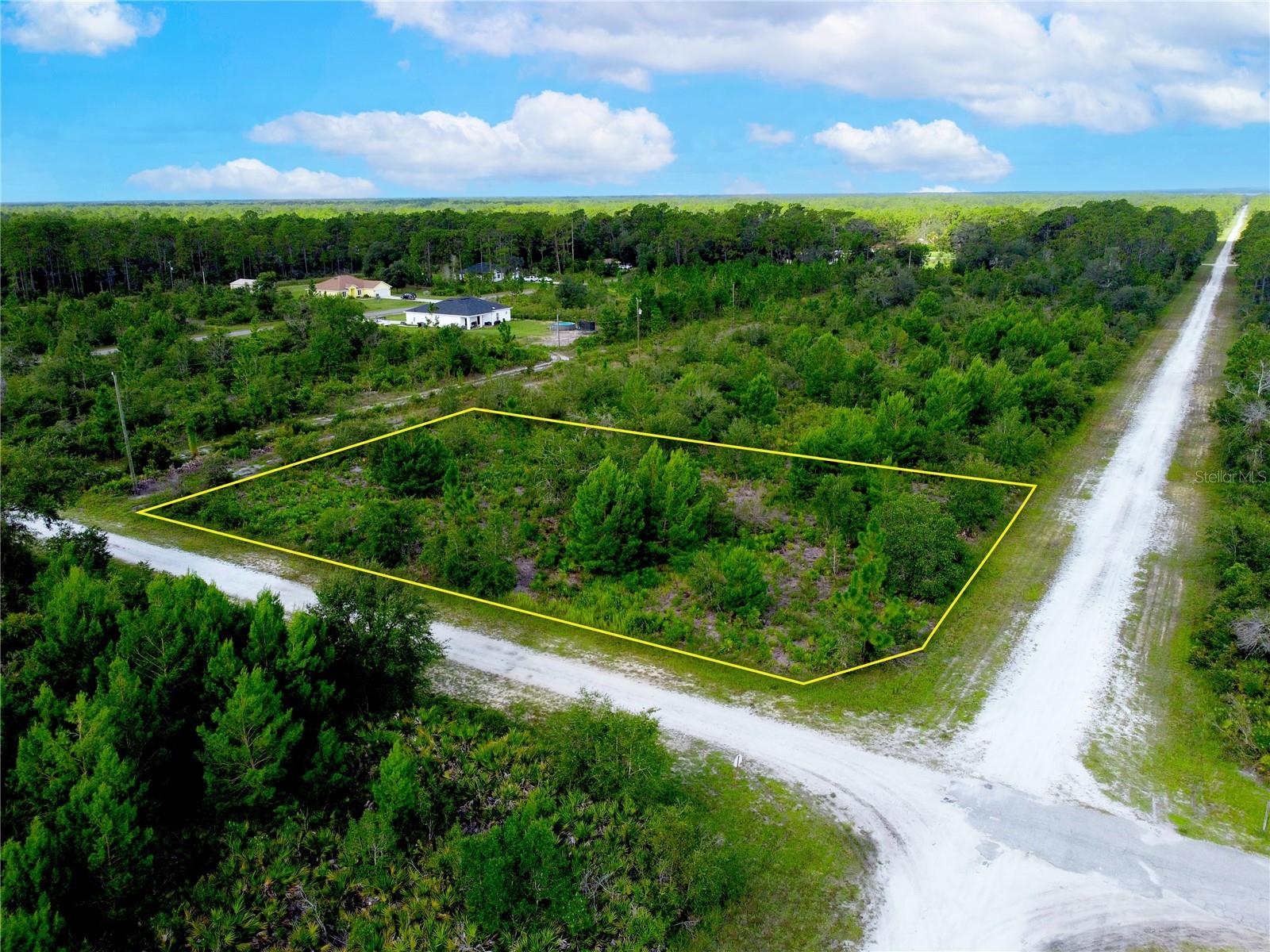 INDIAN LAKE ESTATES - Land